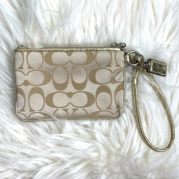 Coach Poppy Gold Signature Wristlet - Picture 4 of 6